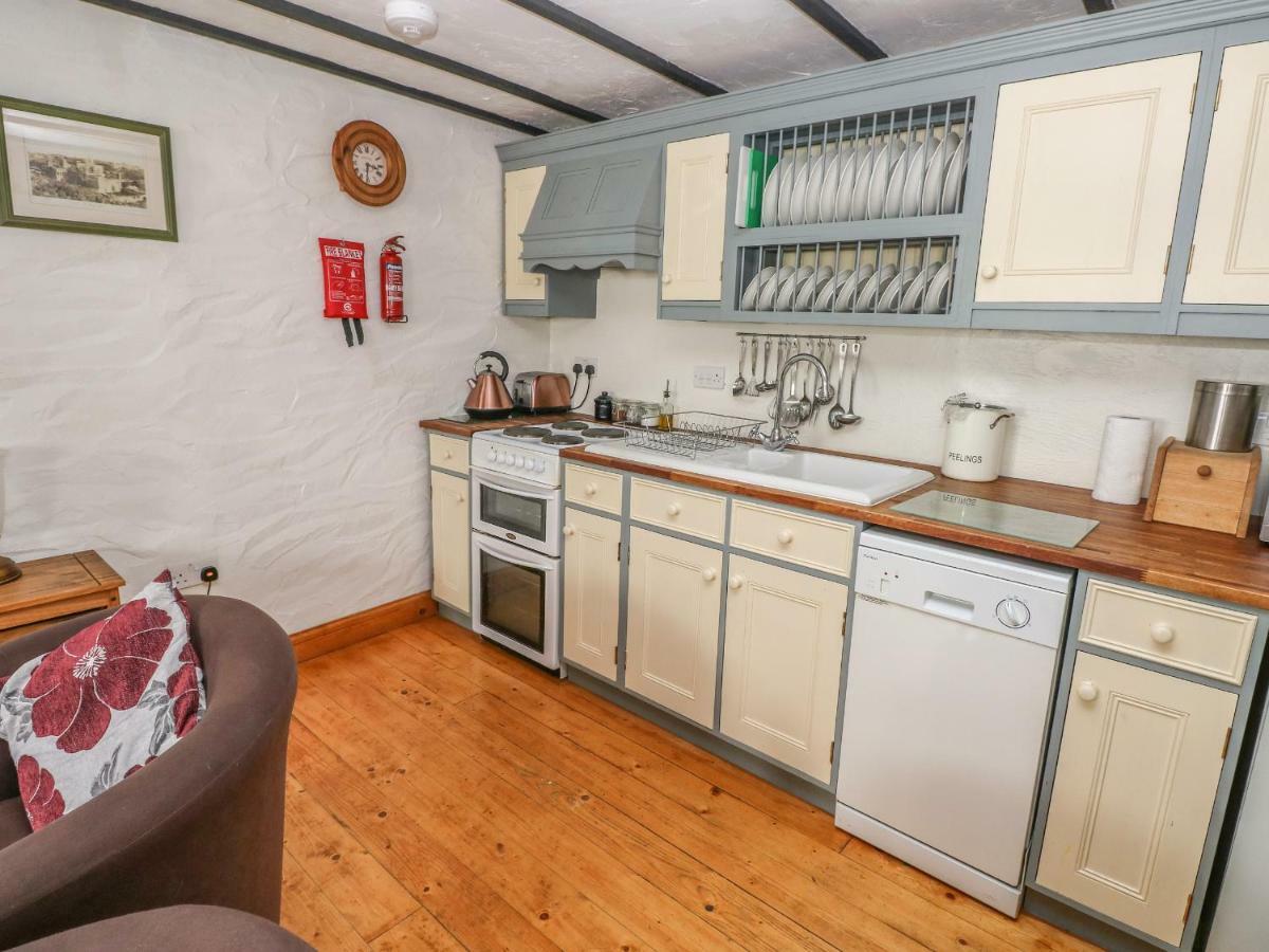 Cowslip Cottage Milford Haven Buitenkant foto